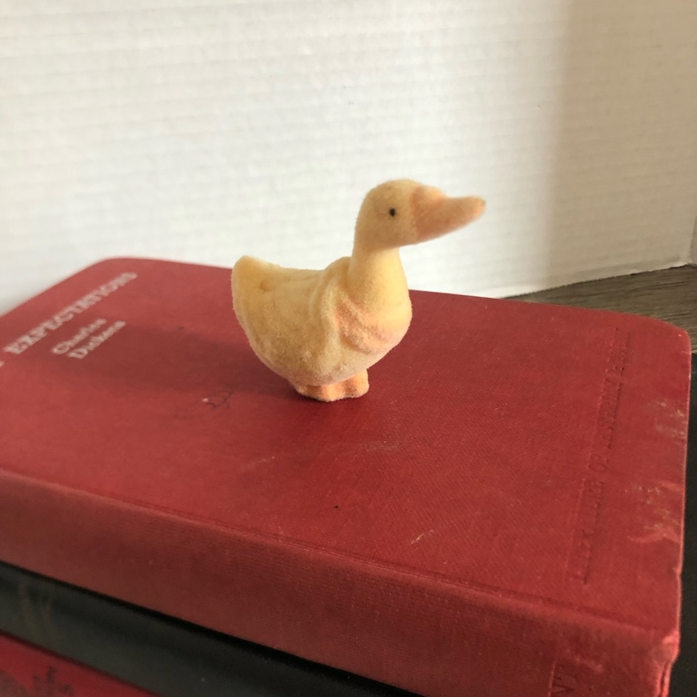 Vtg Miniature Flocked Yellow Duck Figurine